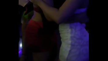 Carol Perez Dançando Com Brunna Soares