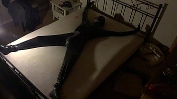 FC1586E8-D68C-47BB-840E-2E2D7E7E1327