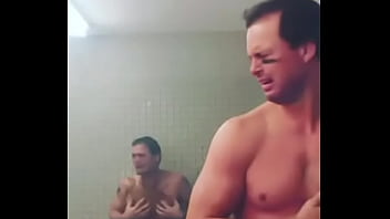 Ducha Gay Super Hot Termina Mal