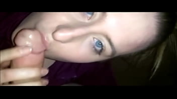 Horny Chick Want The Dick In Her Mouth