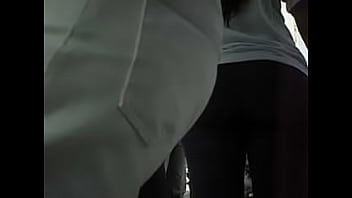 Mulher Bunduda Jeans