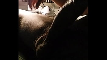 Mi Casera Me Descubre A Media Paja :v