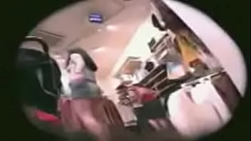 Debaixo Da Saia Da Gostosa No Shopping!