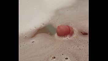 I Have A Little Pee In Bath