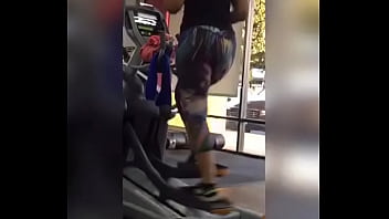 Big Ass In The Gym !!!