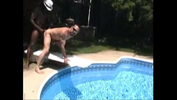 0003-POOLPOUNDAHZ1clip3