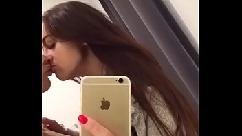 Lesbianas En Tienda.