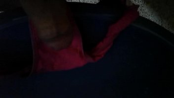 Ensuciando La Tanga De Mi Novia Cuando No Esta