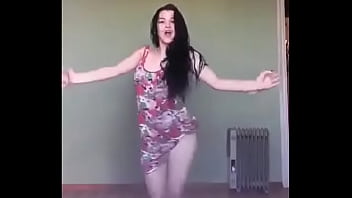 Horny Virgin Girl Dancing Just Check Her Ass Moves