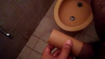 No Me Entra La Chota En El Rollo De Papel