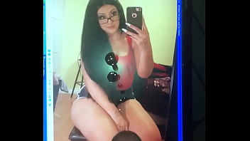 Cum For The Beautiful Evelyn
