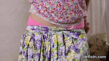 Kissable Teen Stretches Narrowed Slit And Gets Deflowered