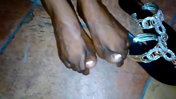 Ebony Chic Ashley Feet Looped