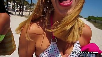 Amateur Babes Group Fucking At Party