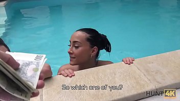 Hunt4k. Sex Adventures In Private Swimming Pool - homemade, wife, hidden, up, cams, cuckold, sharing, pick - Video 4116539