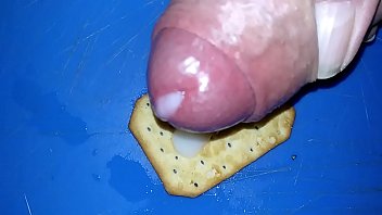 VID 20180215 rellenando galleta