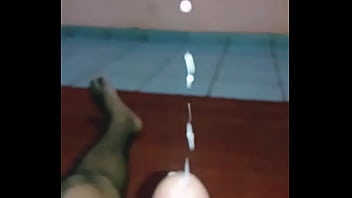 Espirrando Porra Gostosa