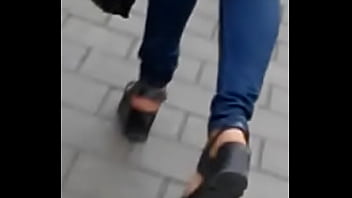 Culo De Madura En La Calle (part1) (no C Deja Grabar)