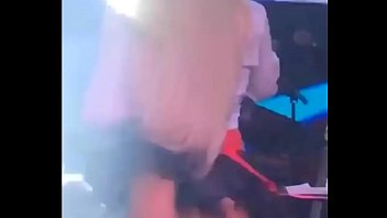 _pabllo Vittar_ Mostra Saco Em Show