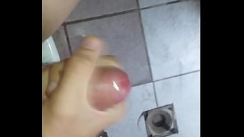 Paja En El Baño Y Mucha, Per Mucha Leche