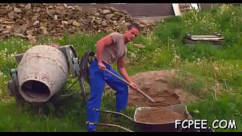 Ramrod Sharing Back Yard Romance - hardcore, blowjob, amature, party, piss, amateur-pussy, horny-bitches, porn-vidos, free-amatuer-porn - Video 3968043