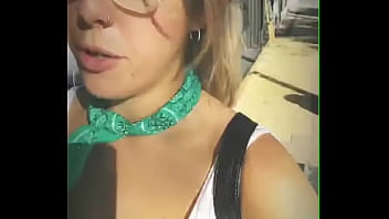 Nati Jota Escote Sexy