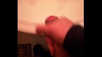 Gostoso Batendo Punheta Na Sua Pila De 20cm