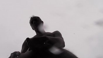 Sborro, Tutto Nudo, Sotto La Neve!