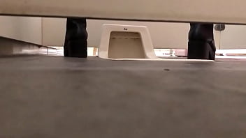 Girl, Pee - Pissing - 2025 - Intense - Performance - Video 4102112