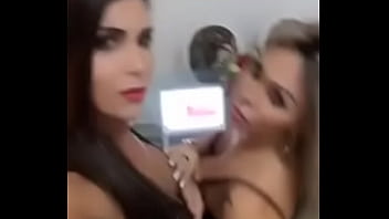 Nicolly Dicapri E Belle Kauane