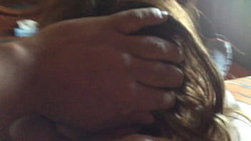 Complaciendo A Esta Casada Algo Timida