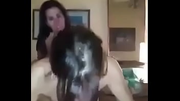 Rico Trio Novia Y Vecina Orgasmos Y Chuponas