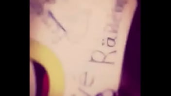 رنيم المتناكه بتحلب حلمة بزازها