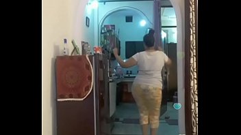 Hot Desi Indian Bhabi Shaking Her Sexi Ass _boobs On Bigo Live...1
