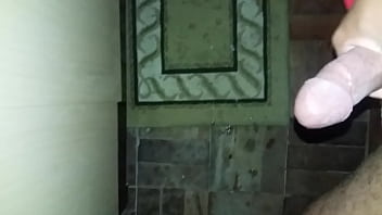 Batendo Aquela Punheta E Gozando