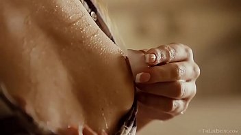 Icy Masturbation - Susie