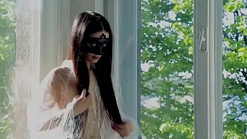 Gorgeous Brunette Eva Kahil