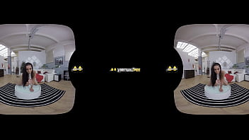 Vr Porn With Amanda Estela Who Sucks And Fucks Her Glass Dildo