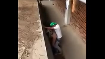 Cogiendo En Los Corredores De La Usac