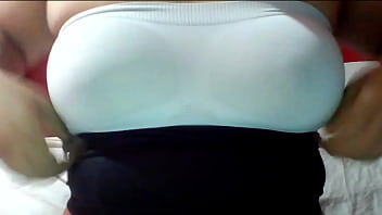 Busty Indian Girl Shows Big Boobs And Dark Nipples