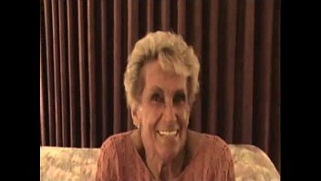 Mature Does A Gangbang.