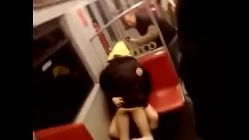 Sexo En Subte De Buenos Aires