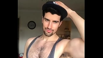 Guy, Gay, Muscle, Solo-boy, Instagram - Gay - 2025 - Passionate - Show - Video 4132602