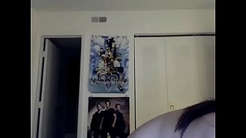 Chubby Amateur Dancing Her Ass On Cam