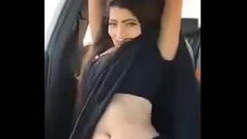 New Year Celebration By Pakistani Actress Drinking,dancing And Music In Car Pl