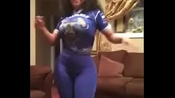 La Culona Del Facebook Bailando 6