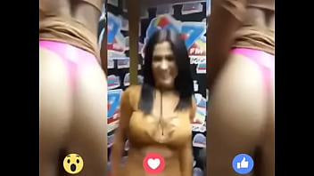 Mostrando Su Tanguita Rosa