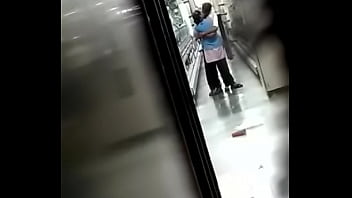 Love, Textile - Unknown - 2025 - Incredible - Show - Video 4044886