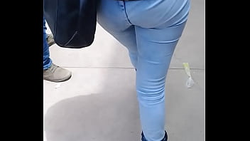 Colita De Universitaria