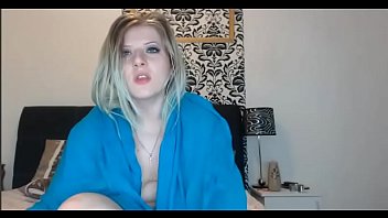 Dahllia With Toy(lush)